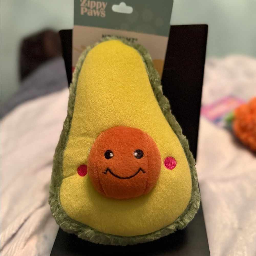 Zippy Paws Nomnomz‎ Avocado Plush Soft Toss & Squeak Dog Toy 8x5